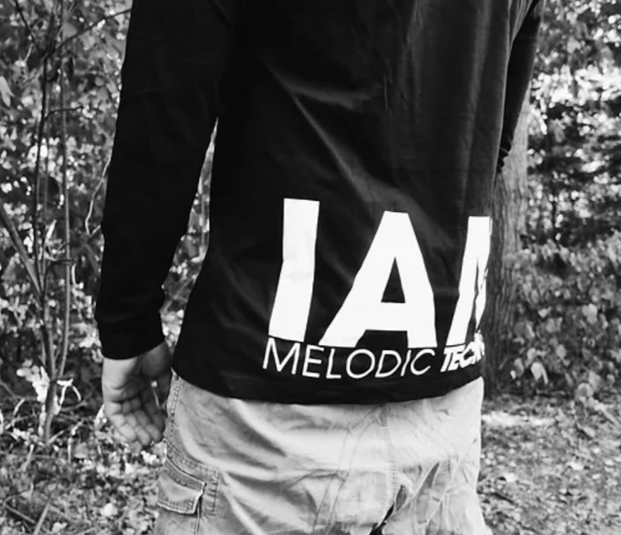 IAM Melodic Techno Fitness Hoodie PERSONALISIERT