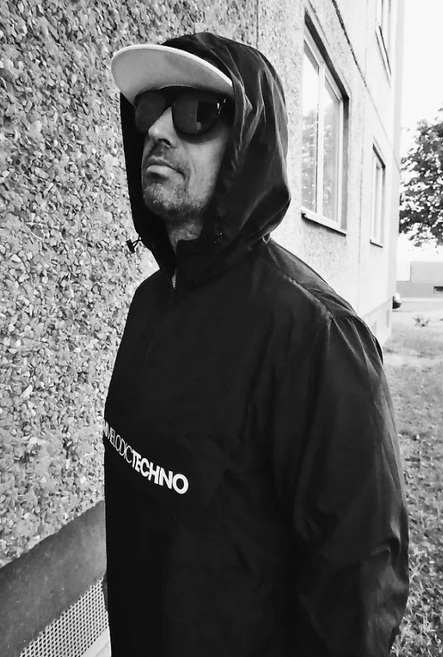 IAM Melodic Techno ueberzieher Windbreaker