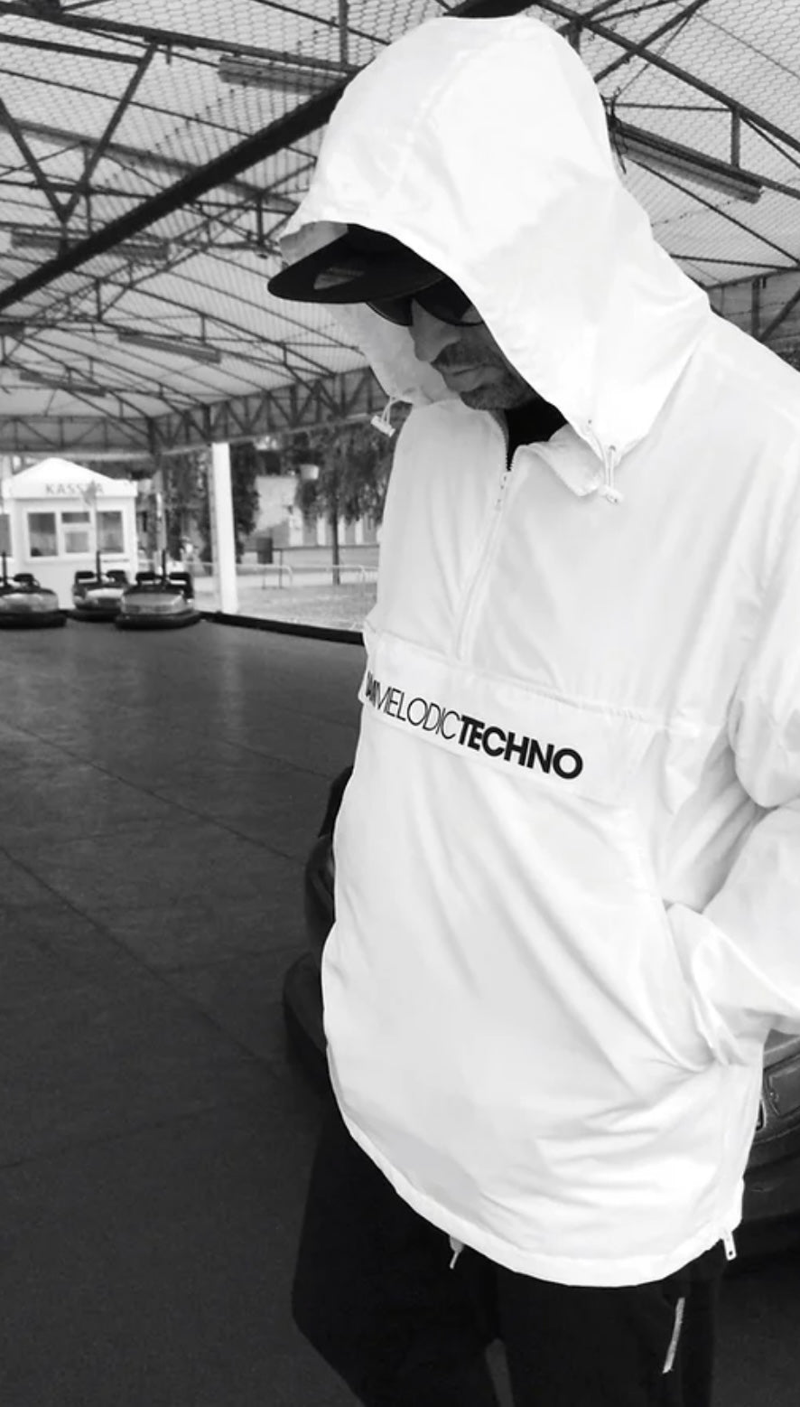 IAM Melodic Techno ueberzieher Windbreaker