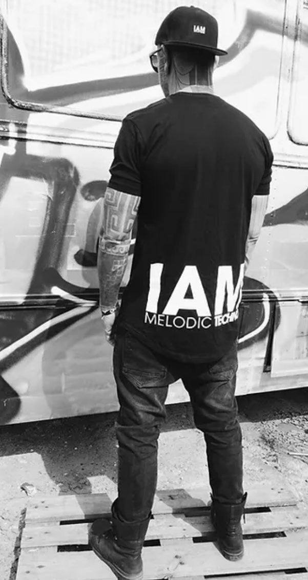 IAM Melodic Techno Longshirt slim fit