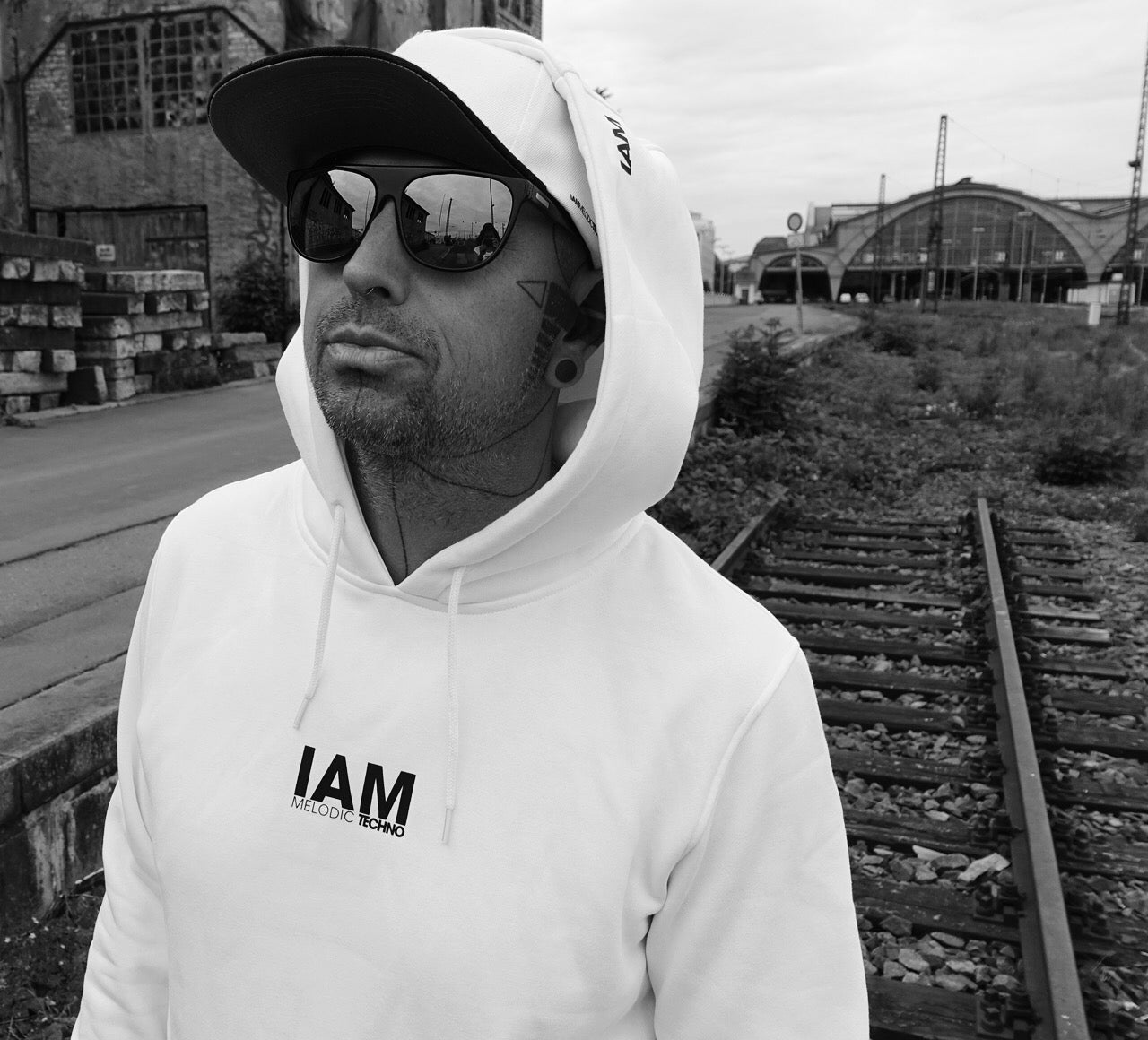 IAM Melodic Techno Heavy Hoodie