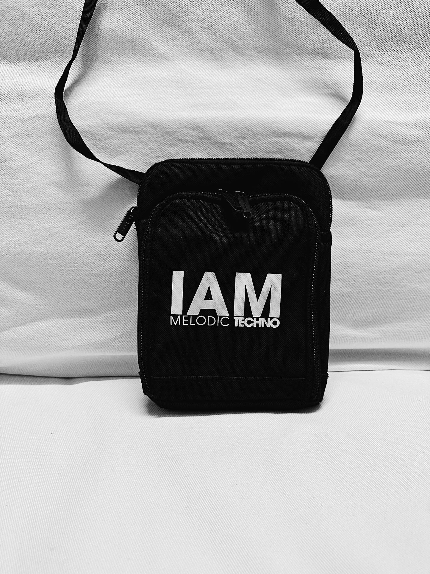 IAM Melodic Techno Travel Wallet